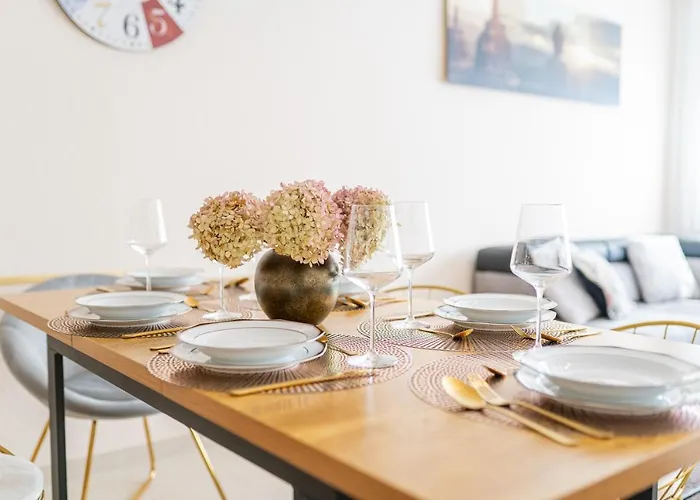 Golden Design Apartment, Zentral, Familie Und Business, 1000 Mbit